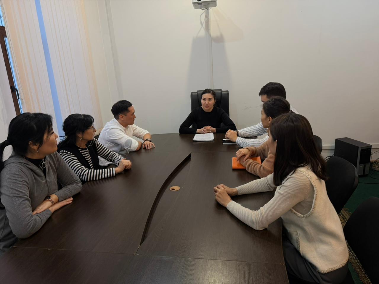 Разъяснительная работа по вопросам этики