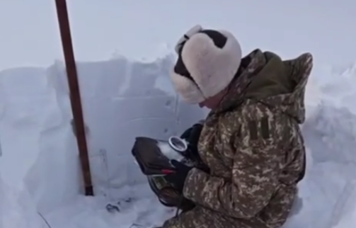 Специалисты Казселезащиты проводят обследование  лавинноопасных участков в туристических зонах