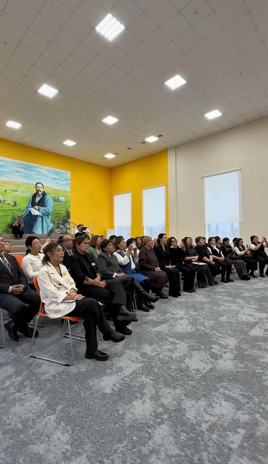 Поддержка образования: «Алматыкітап» дарит новые возможности школам региона