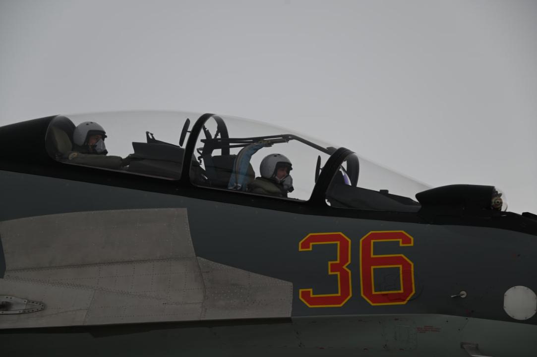 На военных авиационных базах Вооруженных сил РК прошли масштабные учебно-тренировочные полеты, приуроченные 115-летию со дня рождения великого сына казахского народа Героя Советского Союза Бауыржана Момышулы.