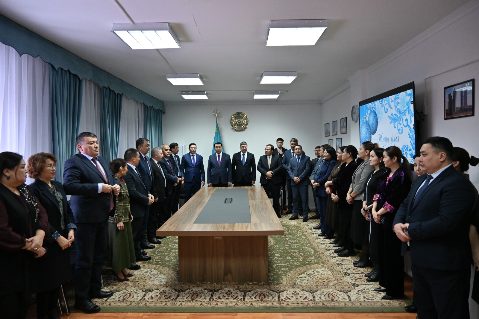 СОСТОЯЛОСЬ ТОРЖЕСТВЕННОЕ СОБРАНИЕ, ПОСВЯЩЕННОЕ ПРАЗДНОВАНИЮ НОВОГО ГОДА.