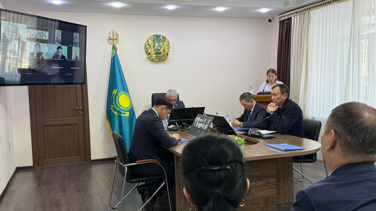 Сегодня продолжила свою работу очередная сессия районного маслихата.