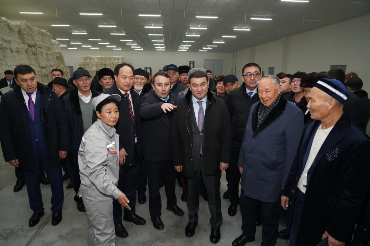 В ТУРКЕСТАНСКОЙ ОБЛАСТИ СФОРМИРОВАН НЕ ИМЕЮЩИЙ АНАЛОГОВ В СРЕДНЕЙ АЗИИ ХЛОПКОВЫЙ КЛАСТЕР, ЗАПУЩЕНЫ ТРИ КРУПНЫХ ЗАВОДА