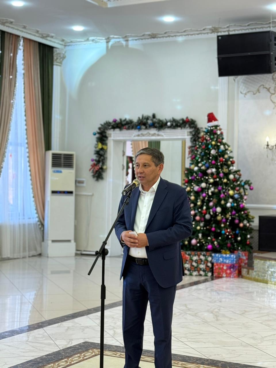 Ветеранам был накрыт праздничный дастархан