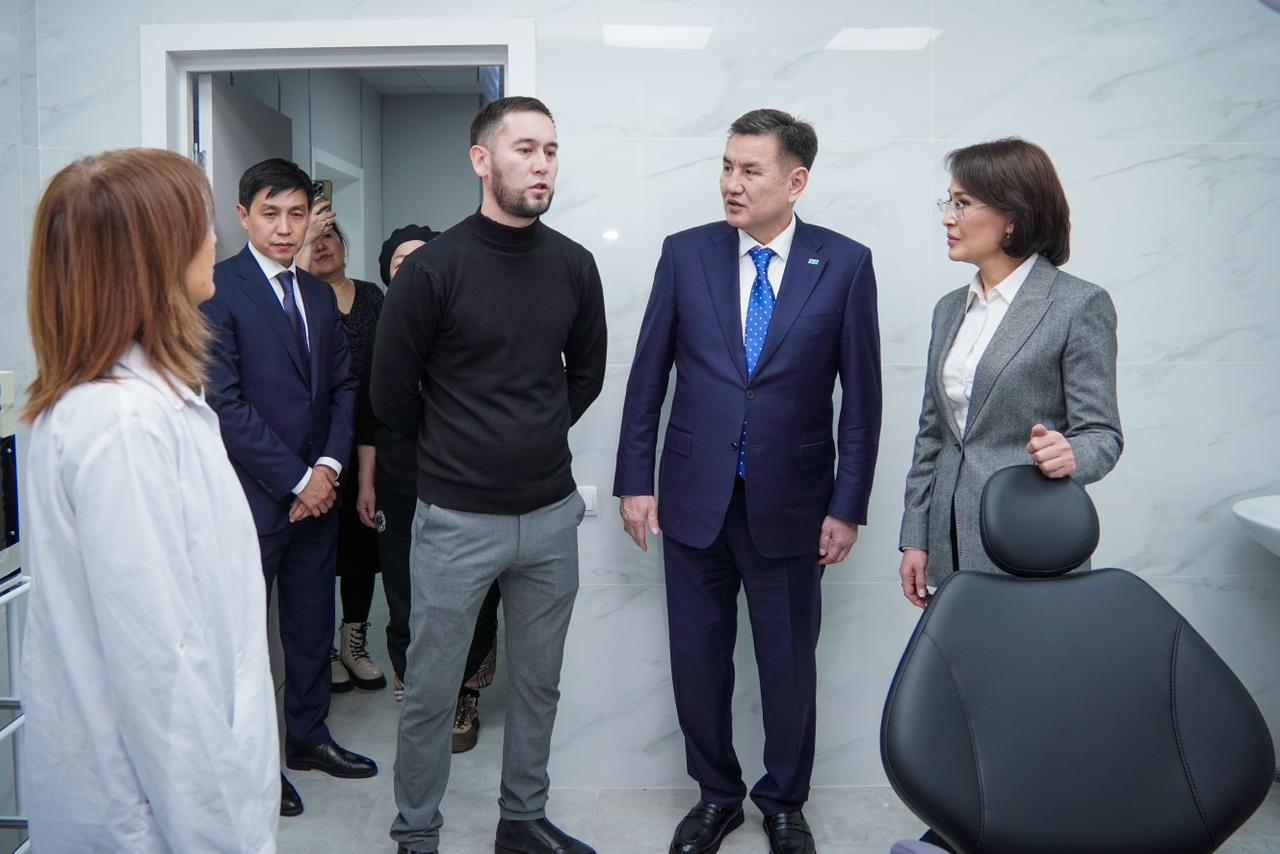 Денсаулық сақтау министрі мен ШҚО әкімі бірқатар медициналық нысанды аралады