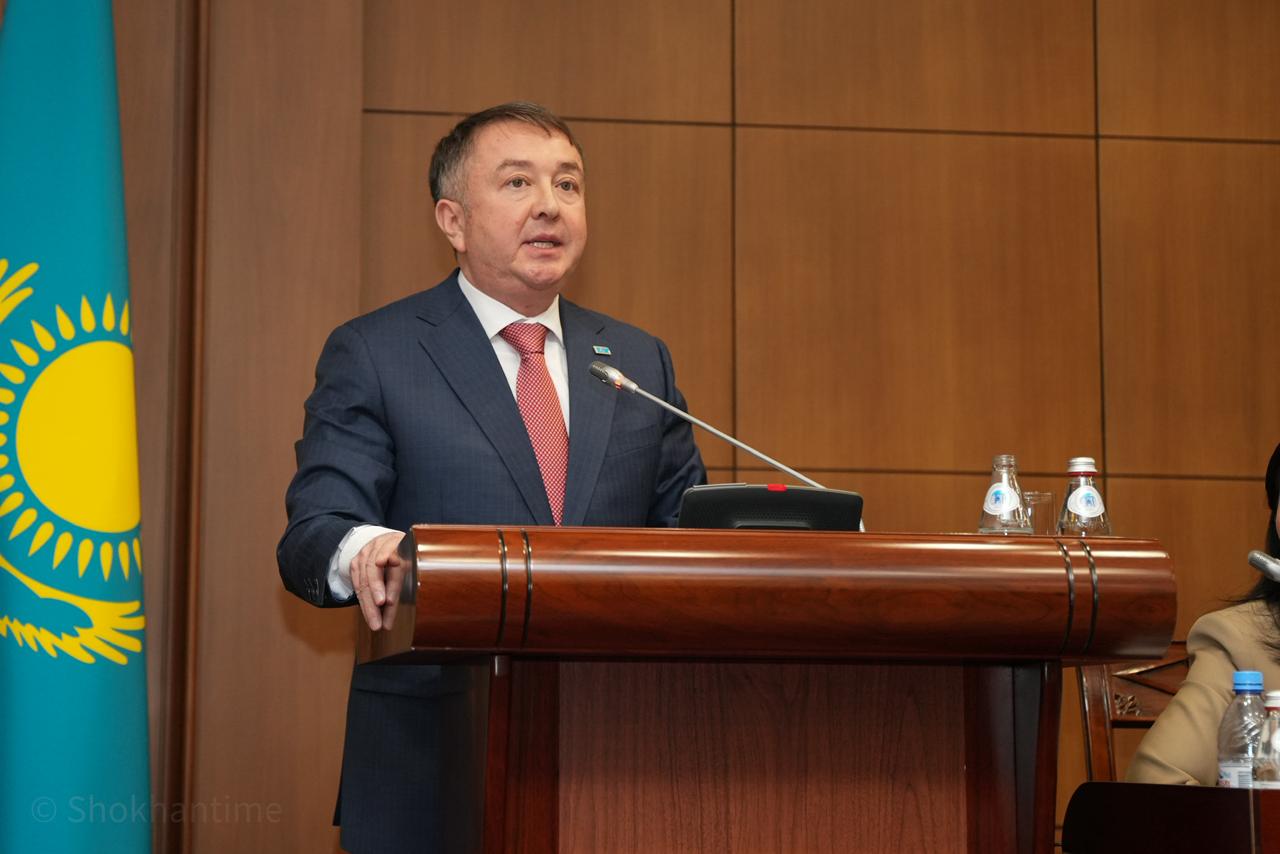 Под председательством Министра юстиции Республики Казахстан Ерлана Сарсембаева состоялось расширенное заседание коллегии Министерства юстиции