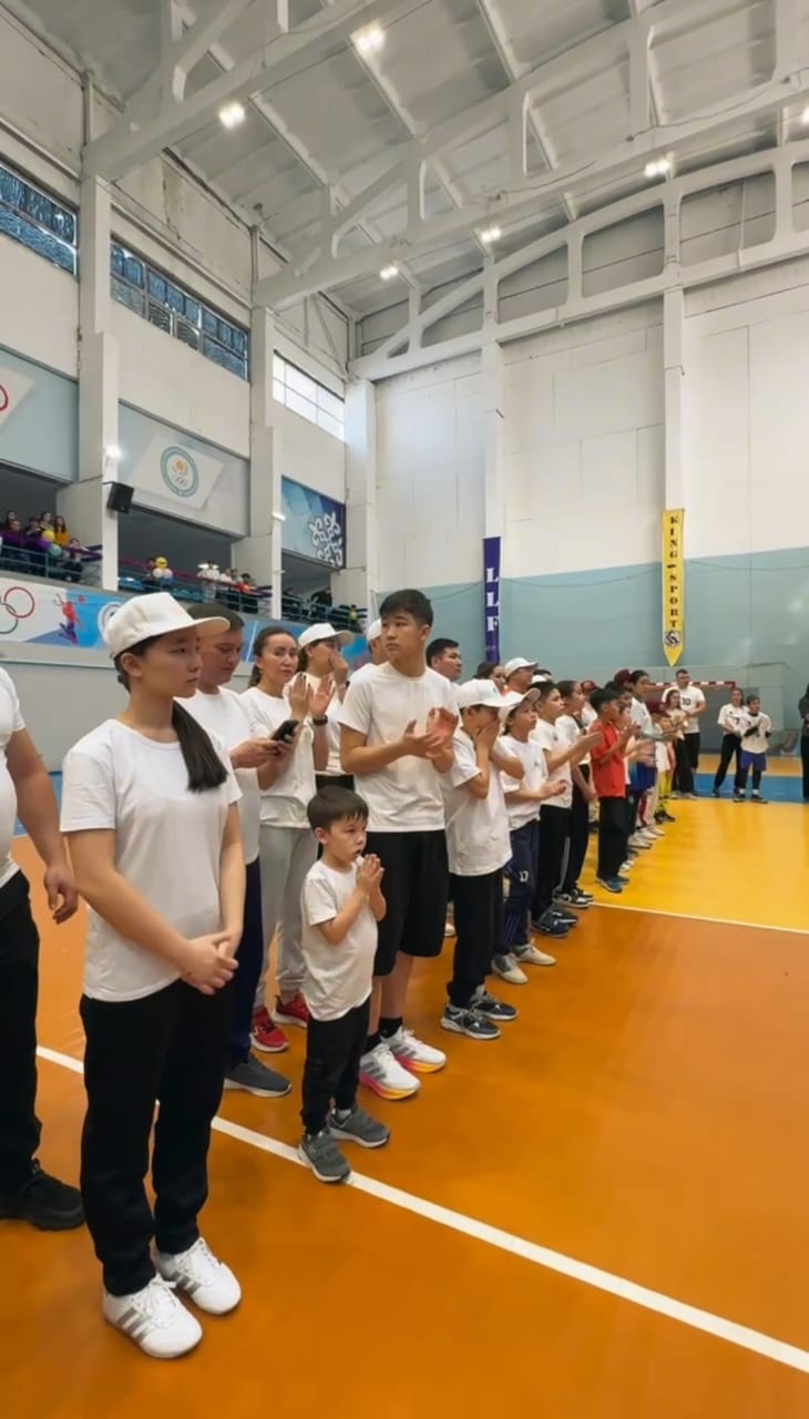 ШҚО-да мемлекеттік қызметшілер жаңажылдық корпоративтің орнына спорттық сайыстарда бақ сынасты