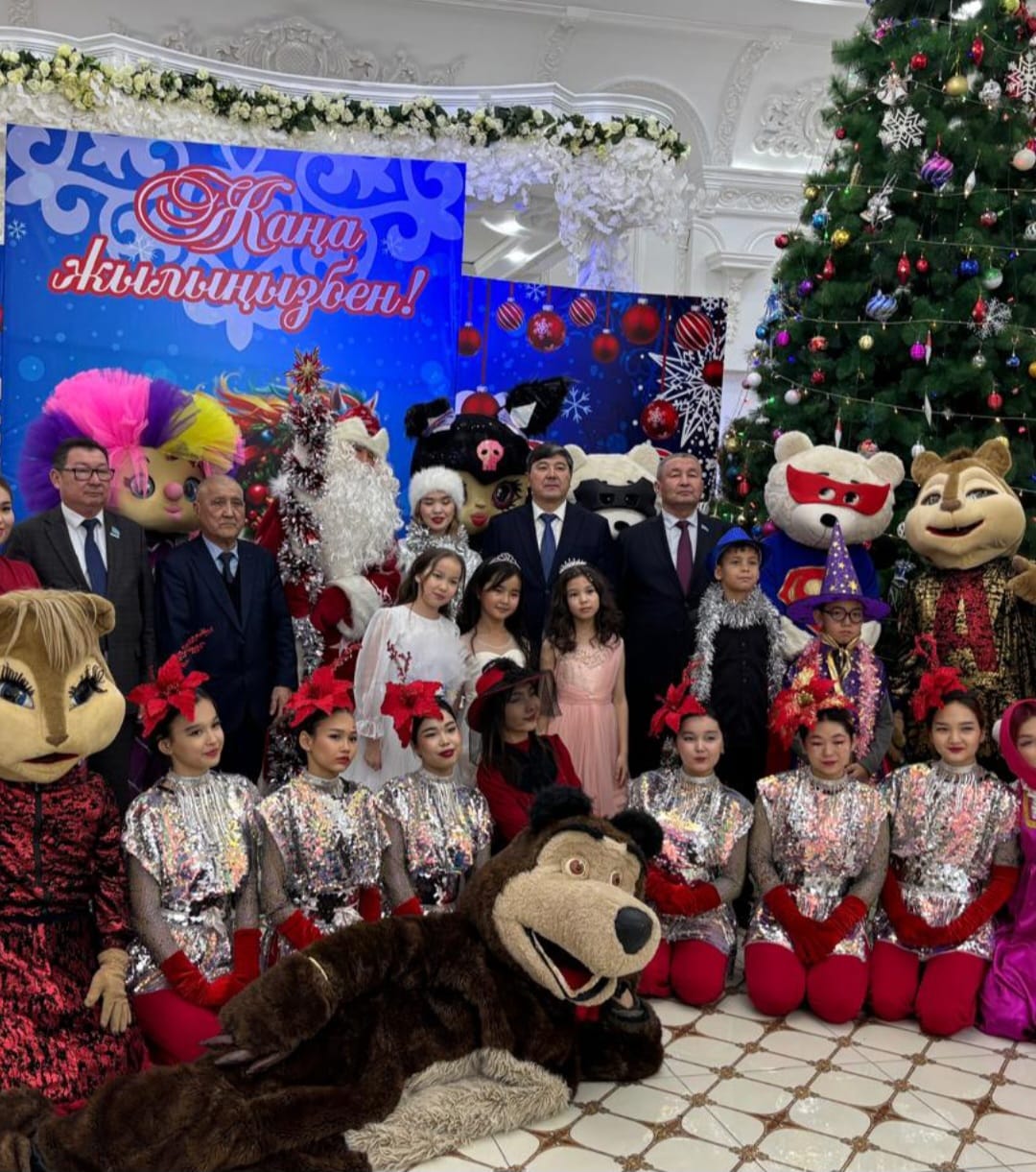 В Каракиянском районе прошла праздничная  мероприятия  для детей «Новый год полон чудес»