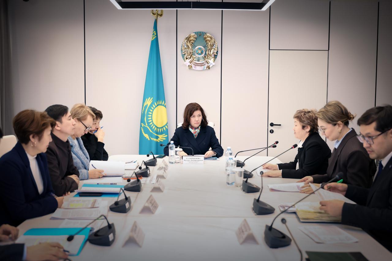 Оқу-ағарту министрі азаматтардың арыз-шағымдарын тыңдады