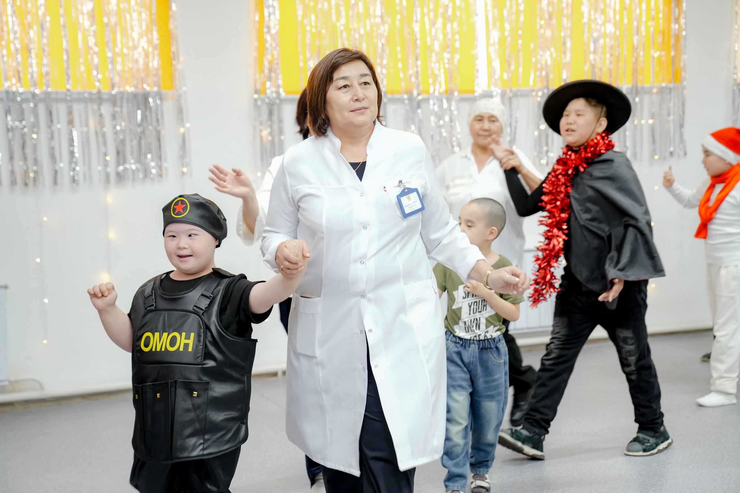 В Семее в специализированном социальном центре прошло новогоднее мероприятие