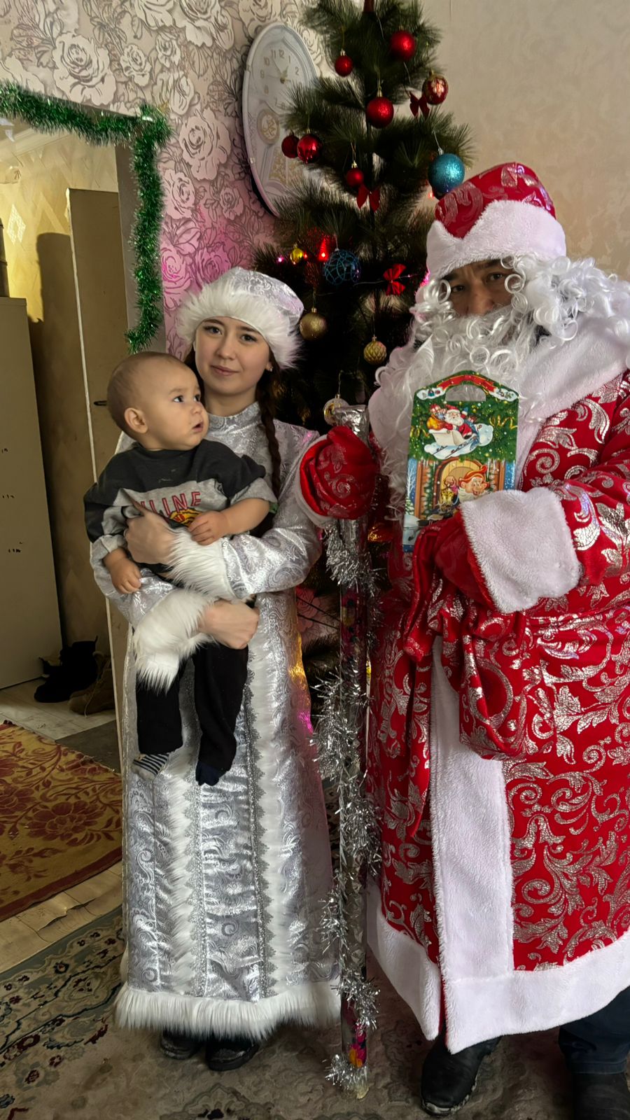 В селе Оркен прошло благотворительное новогоднее мероприятие для детей