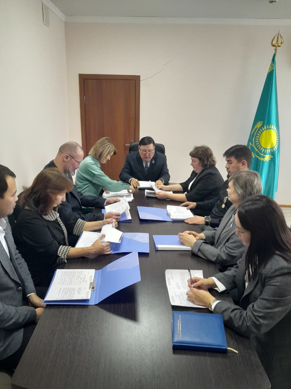 Внеочередная  сессия Узункольского районного   маслихата