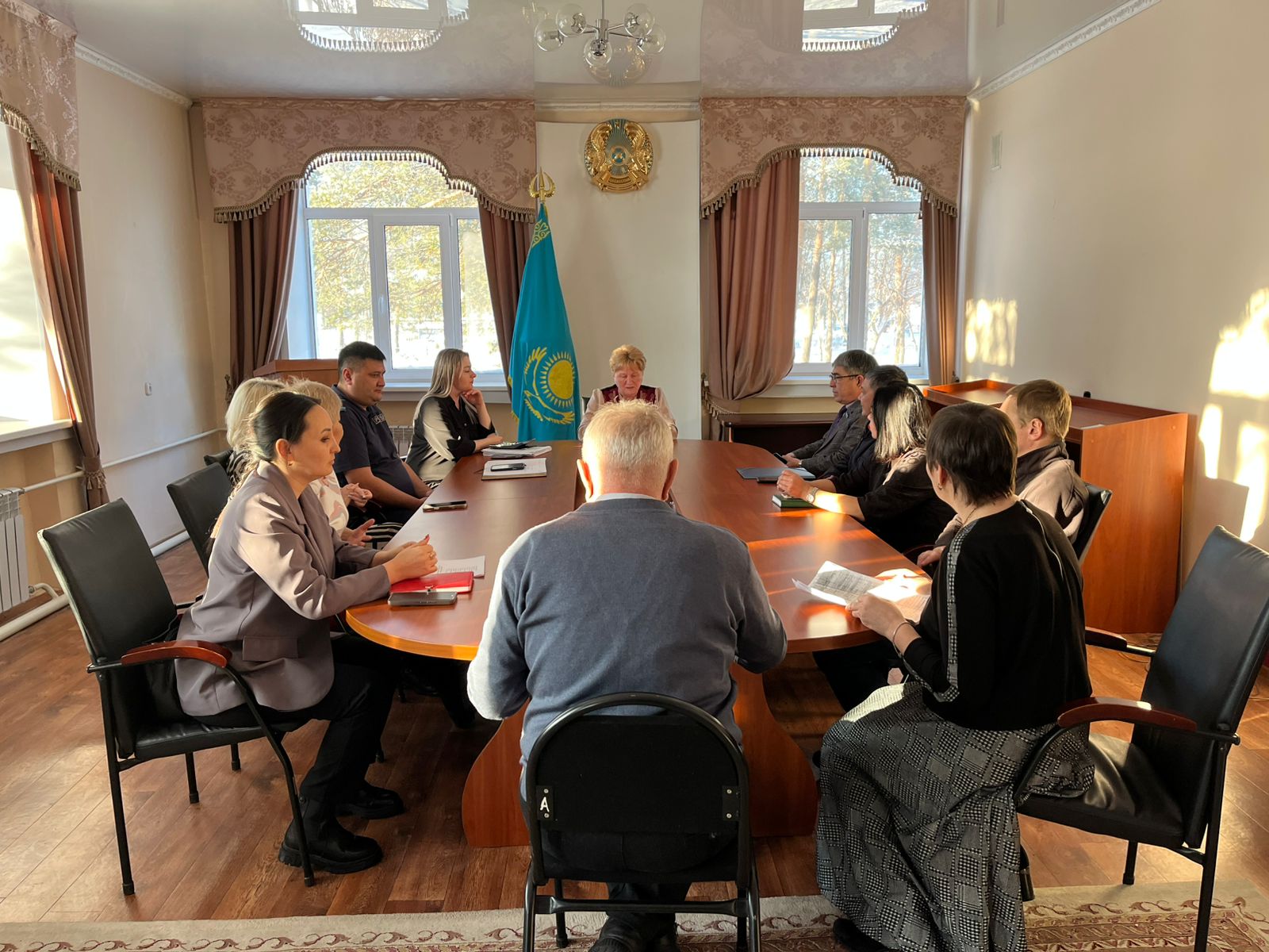 2025 жылдың 25 желтоқсанында Меңдіқара ауданы Қоғамдық кеңесінің кезекті отырысы болып өтті.