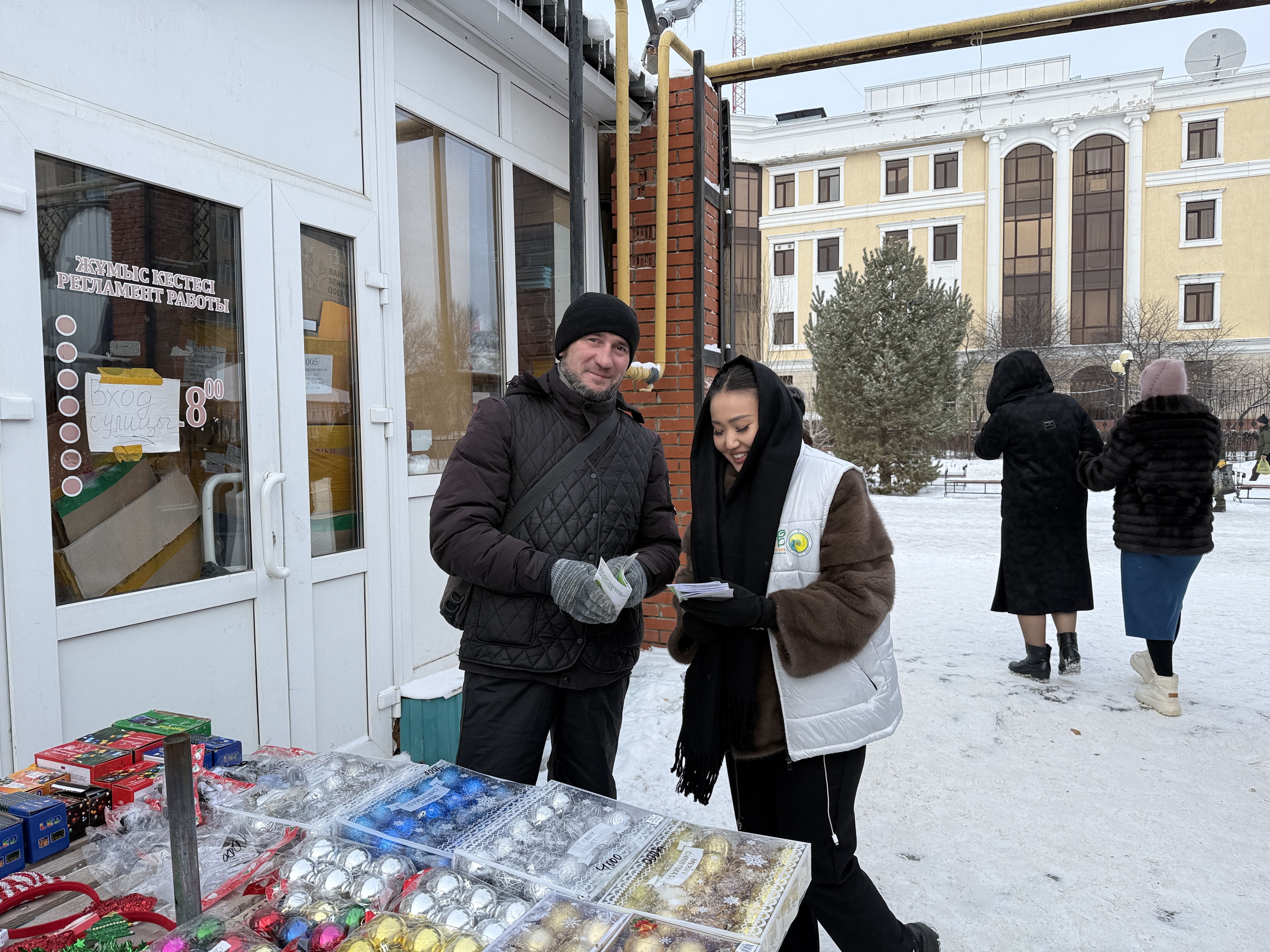 В Уральске в рамках экологической акции «Таза Қазақстан» проведены разъяснительные работы