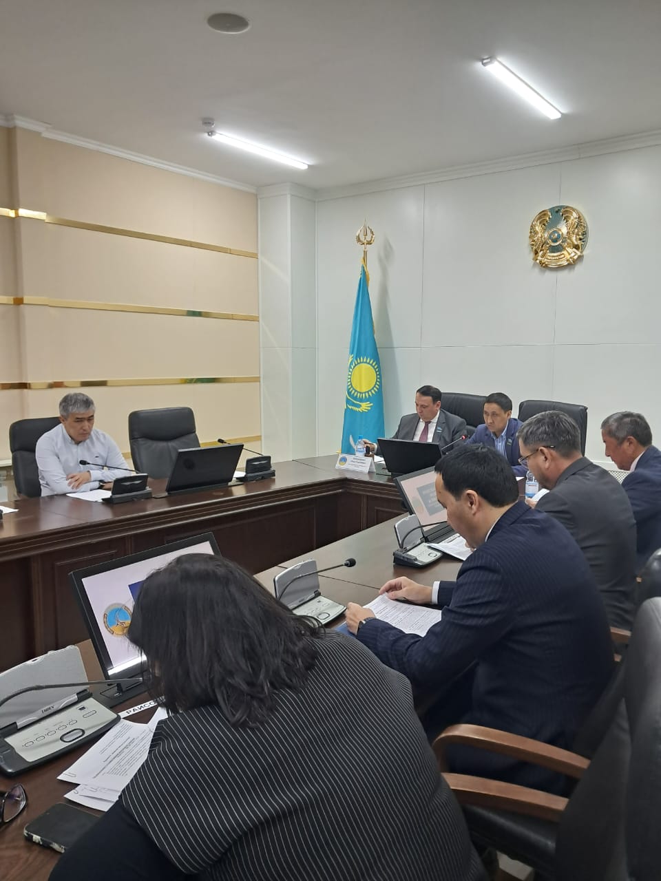 C заседания постоянной комиссии областного маслихата по вопросам молодёжи и спорта