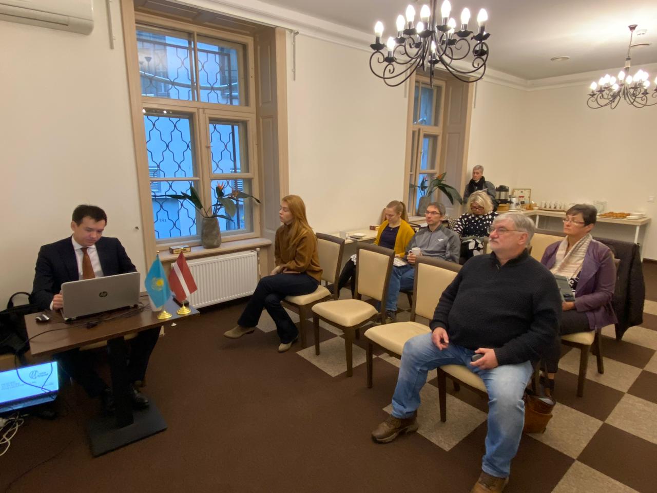 Ригада Қазақстанның туристік мүмкіндіктері таныстырылды