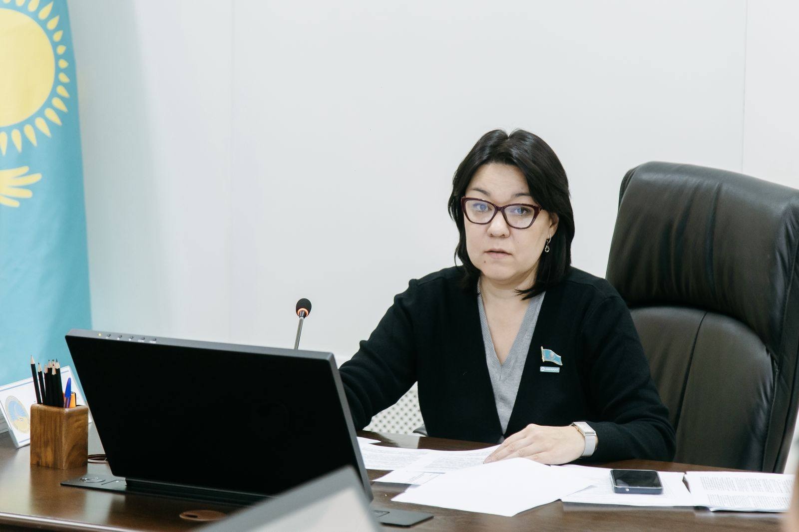 Павлодар облыстық мәслихатының білім, денсаулық сақтау, мәдениет және әлеуметтік қорғау мәселелері жөніндегі тұрақты комиссиясының отырысы өтті.