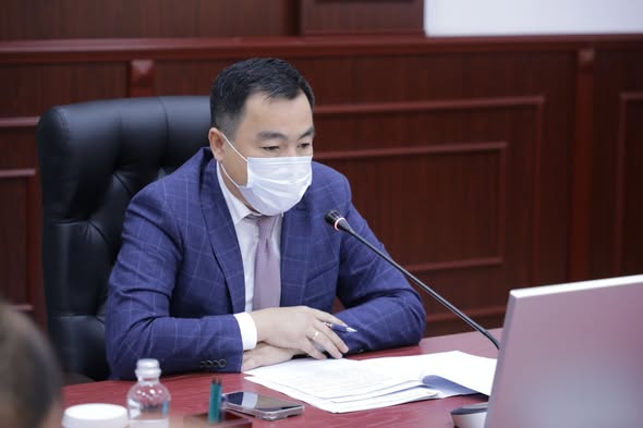 Обсуждены вопросы развития перерабатывающей промышленности и цифровизации государственных услуг