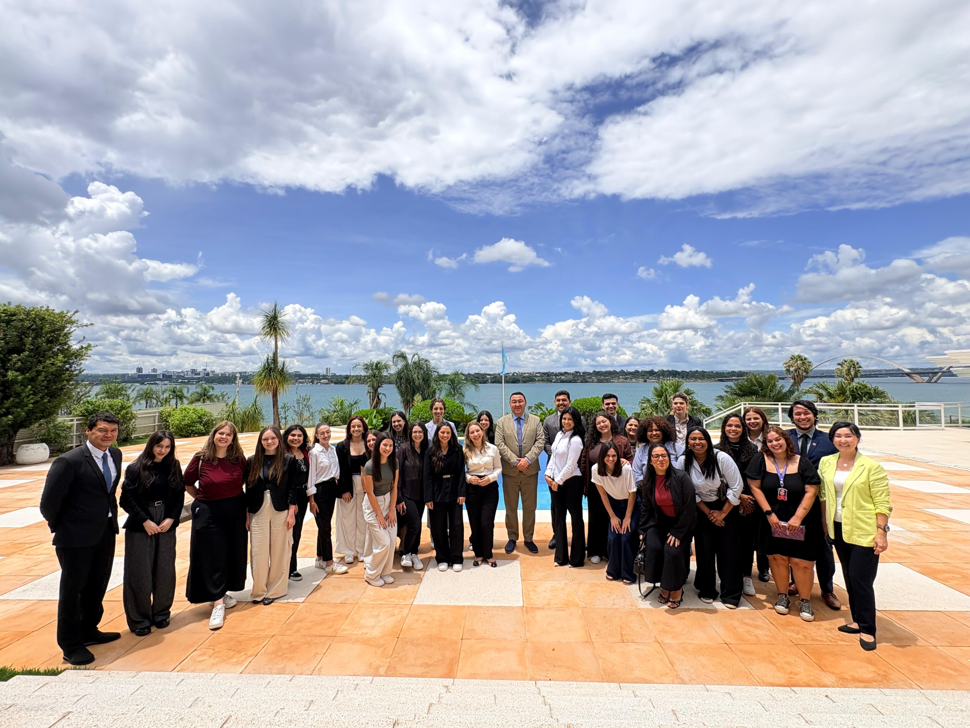 Бразилиялық студенттер Қазақстан Елшілігіне сапарлады