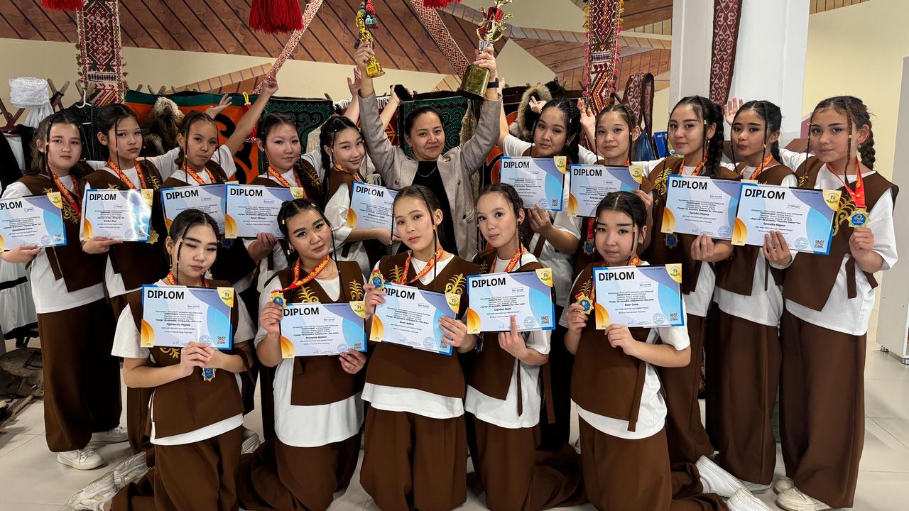 Ақтоғайлық би ансамбльдері Түркістандағы республикалық байқауда Гран-приді еншіледі