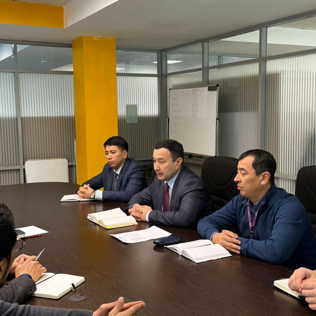 Руководство области и операторы связи рассмотрели вопросы улучшения инфраструктуры в селах