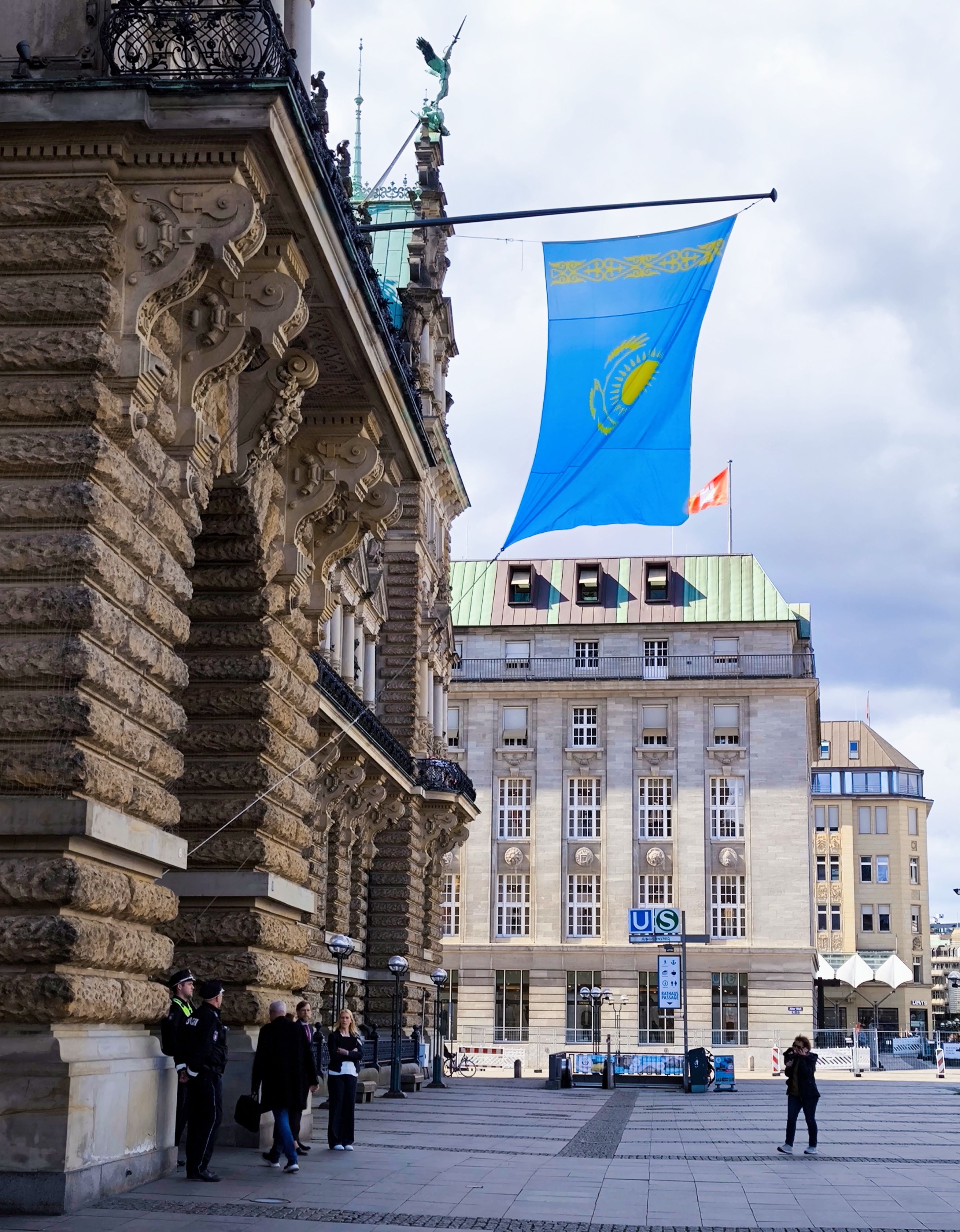 Қазақстан Республикасының Гамбург қаласындағы Бас консулдығының ашылуына орай салтанатты қабылдау өтті