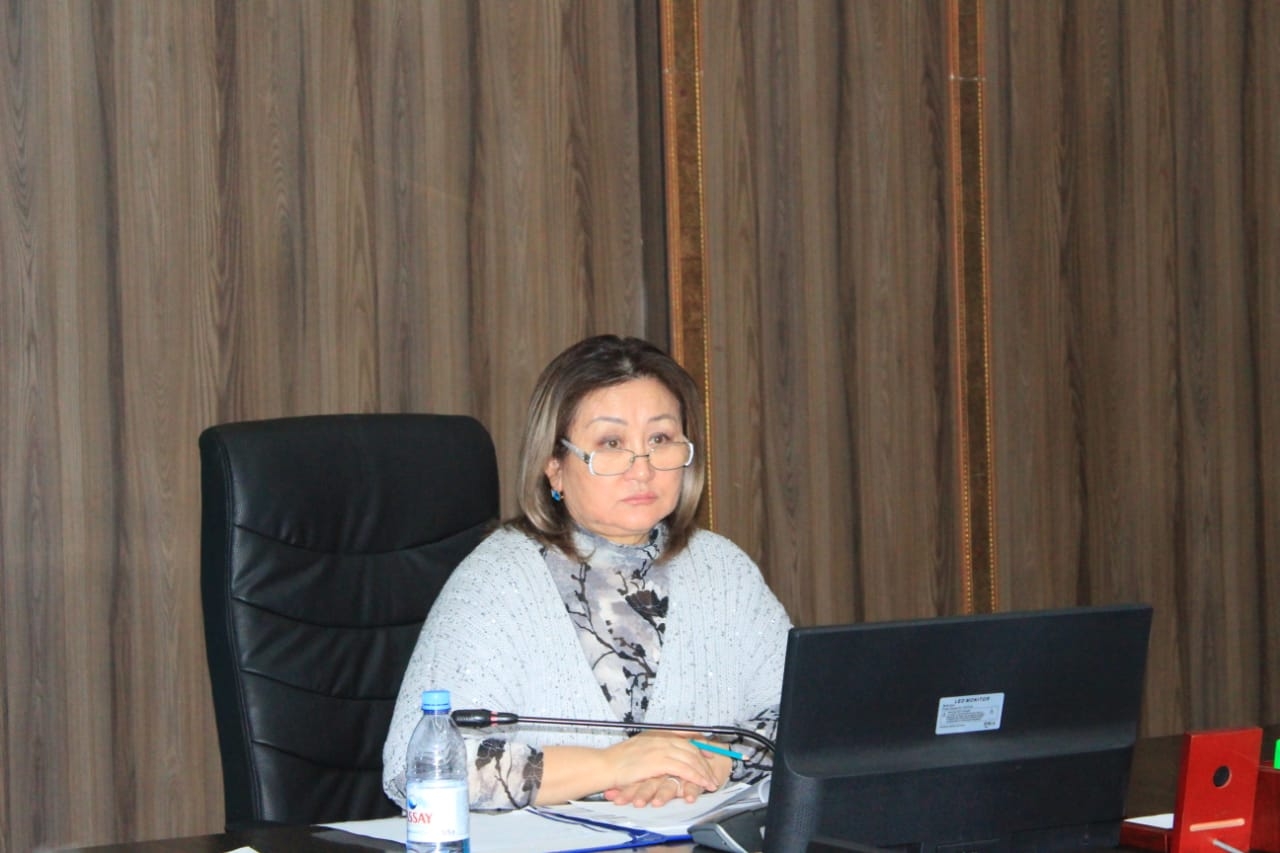 Постоянный комиссия обсудил проект городского бюджета