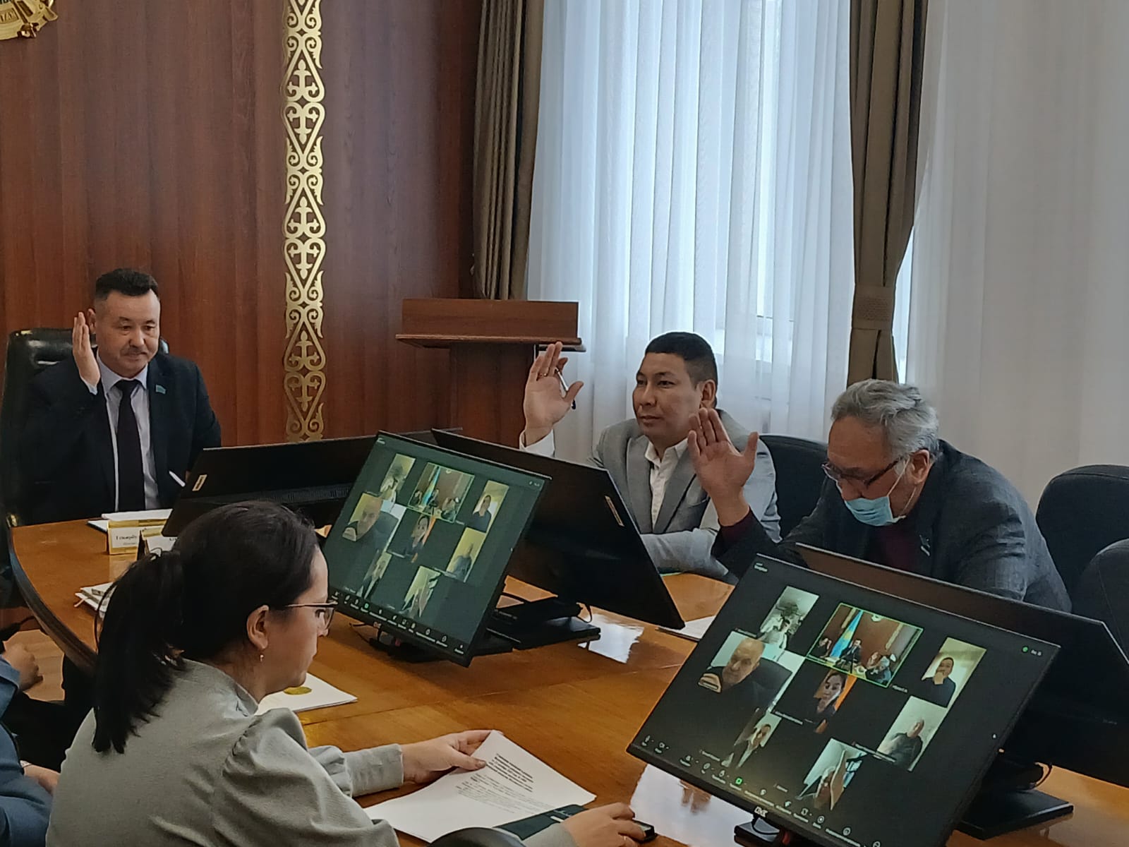 Прошла 45 внеочередная сессия