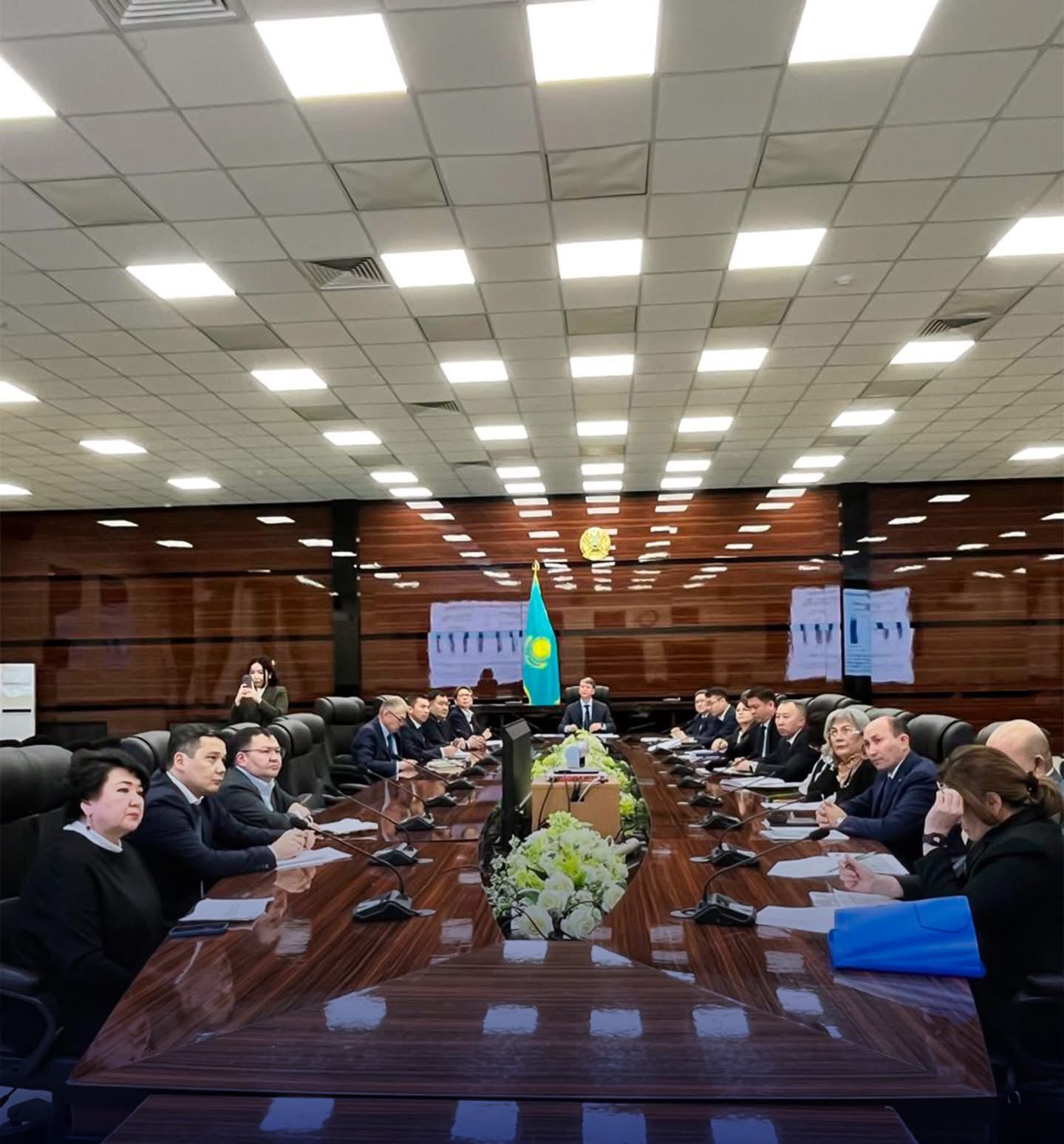 В ШЫМКЕНТЕ ОБСУДИЛИ МЕРЫ ПО ВОВЛЕЧЕНИЮ НАСЕЛЕНИЯ В СИСТЕМУ ОСМС