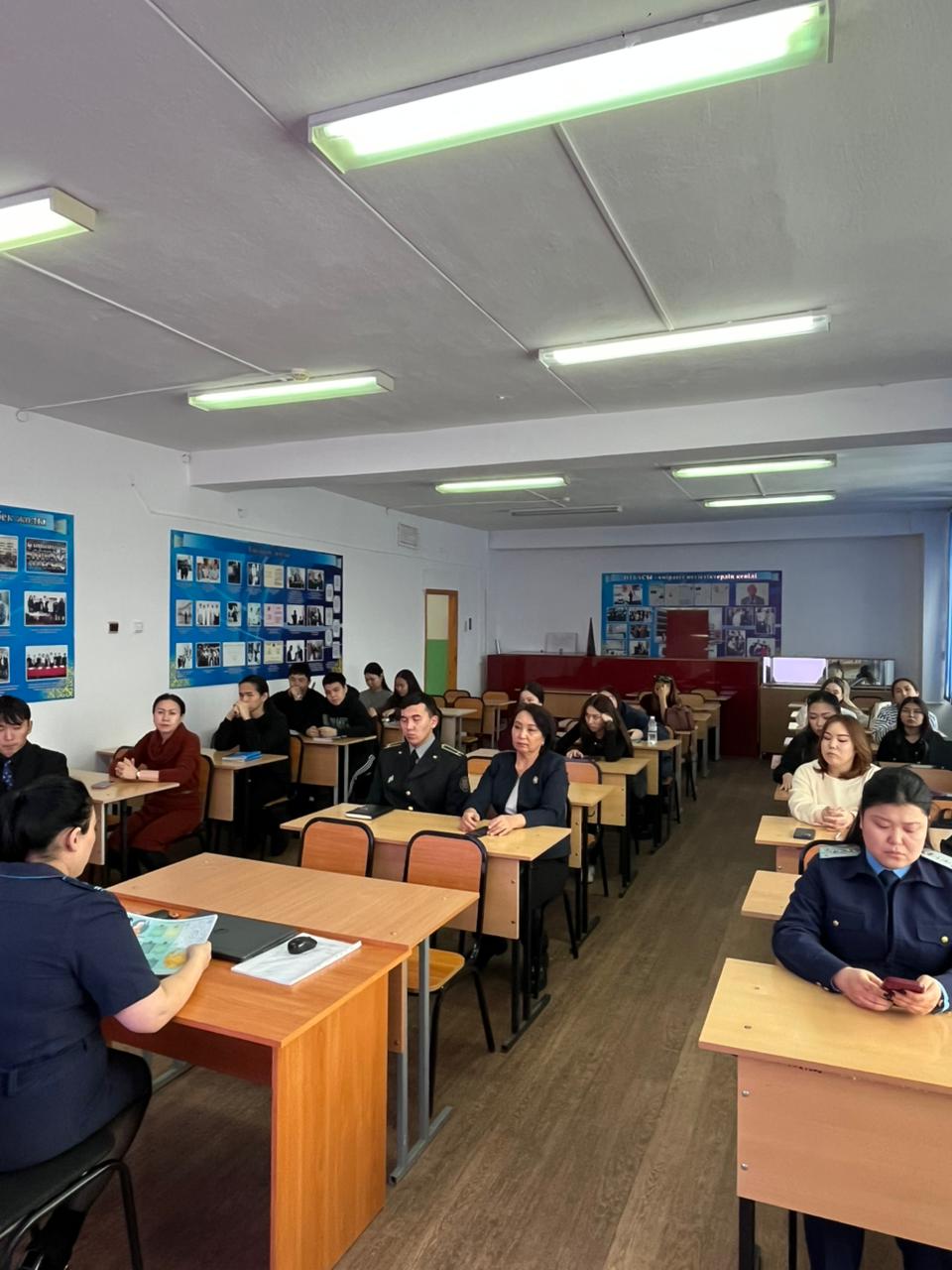 «Интернет-алаяқтардың қылмыстық әдістерінен өзін және жақындарын қалай қорғауға болады. Дроппер деген кім және дропперлік үшін қылмыстық жауапкершілік»