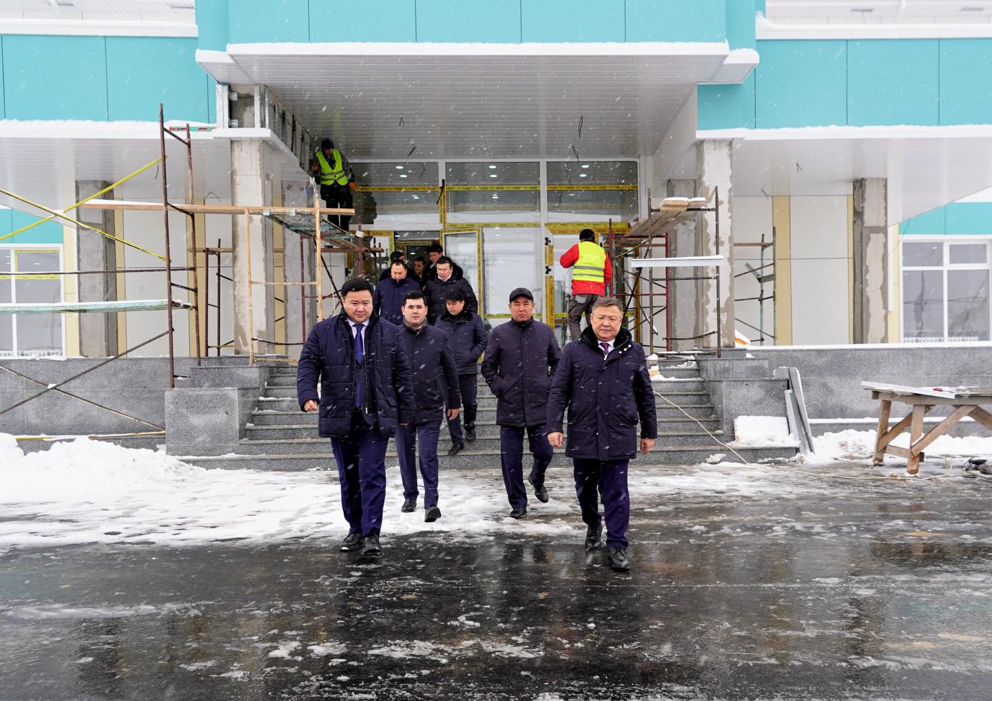 ҚР ПАРЛАМЕНТІ МӘЖІЛІСІНІҢ ДЕПУТАТЫ ҰЛАСБЕК СӘДІБЕКОВ КЕНТАУ ҚАЛАСЫНДА ЖҰМЫС САПАРЫМЕН БОЛДЫ