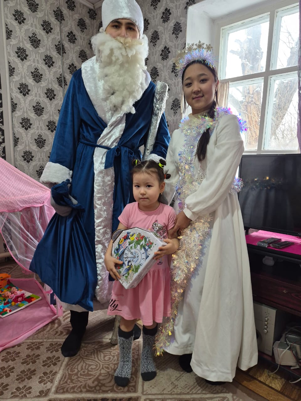 В селе Озен прошло благотворительное новогоднее мероприятие для детей