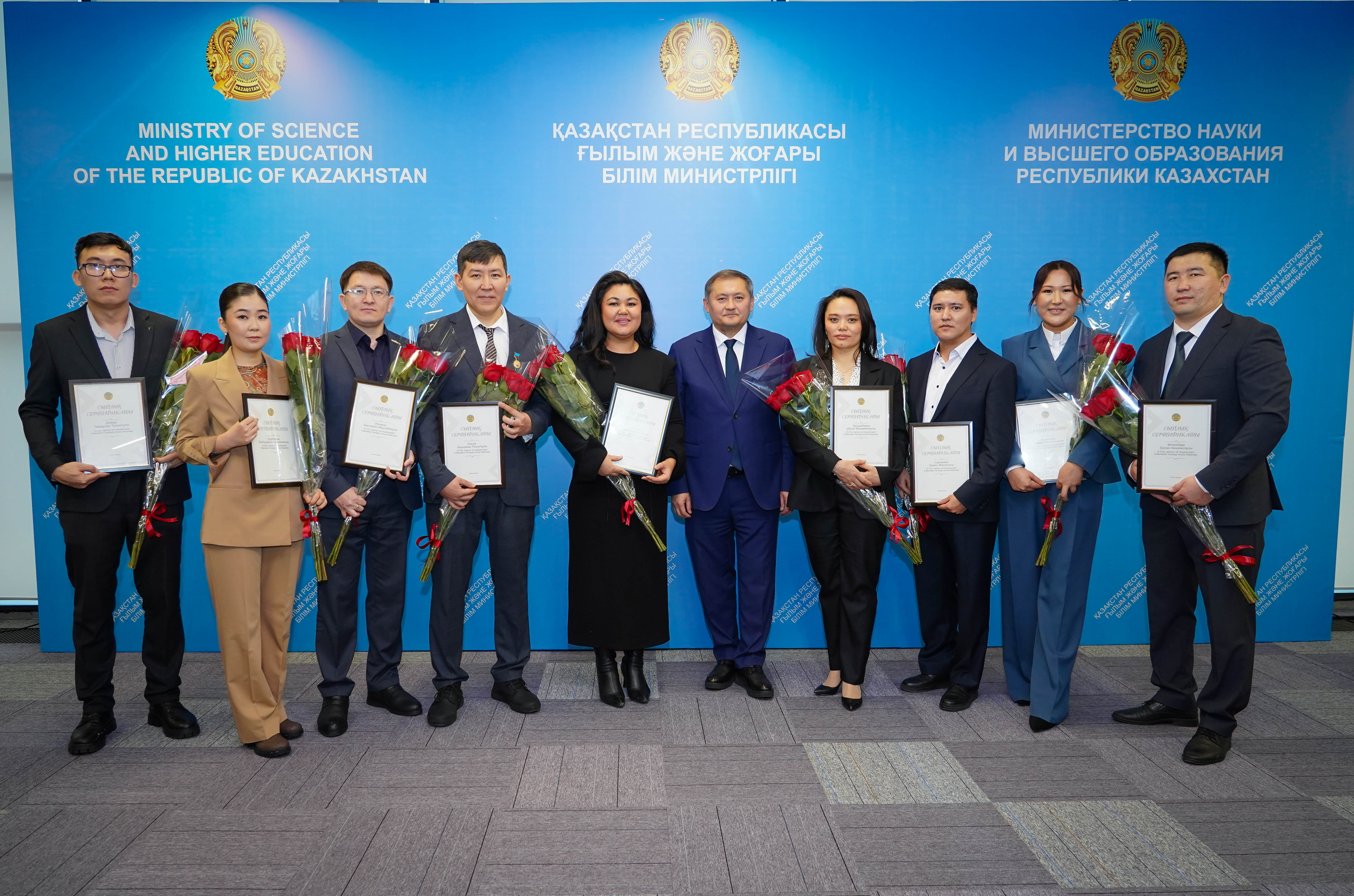 ПРЕЗИДЕНТ ТАПСЫРМАСЫНЫҢ ОРЫНДАЛУЫ: АСТАНАДА ЖАС ҒАЛЫМДАРҒА ПӘТЕР СЕРТИФИКАТТАРЫ ТАБЫСТАЛДЫ
