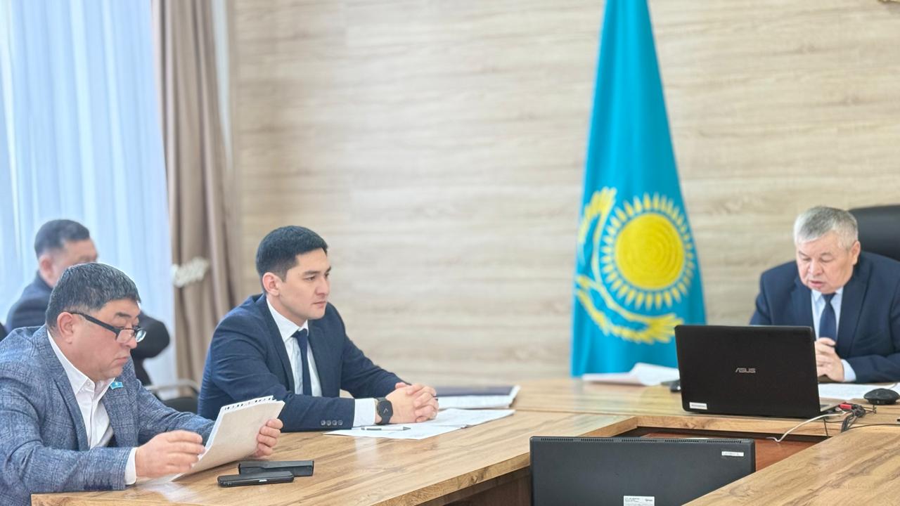 Қоғамдық кеңес отырысы