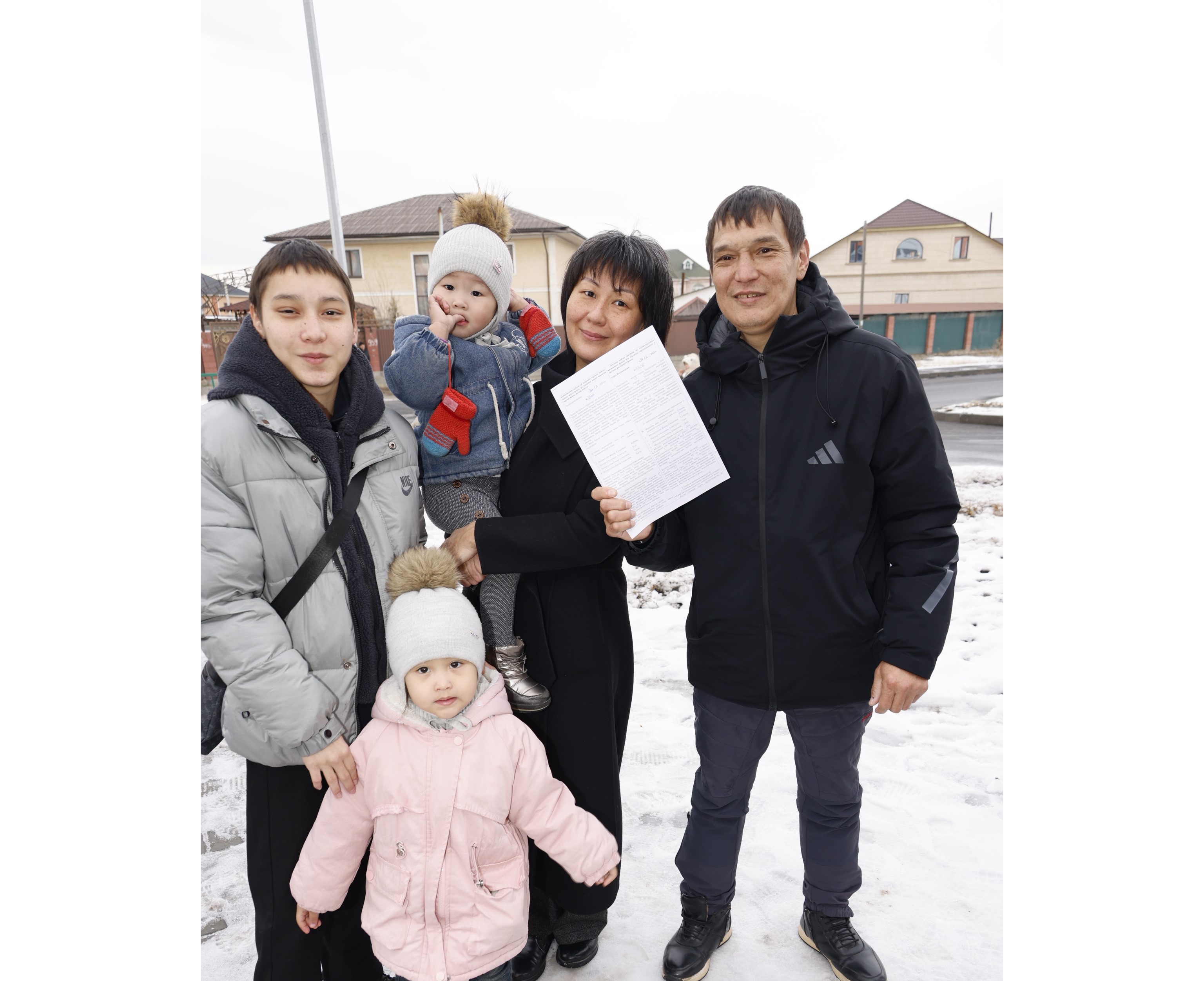 Новый год – в новых квартирах: жители области Жетісу празднуют новоселье