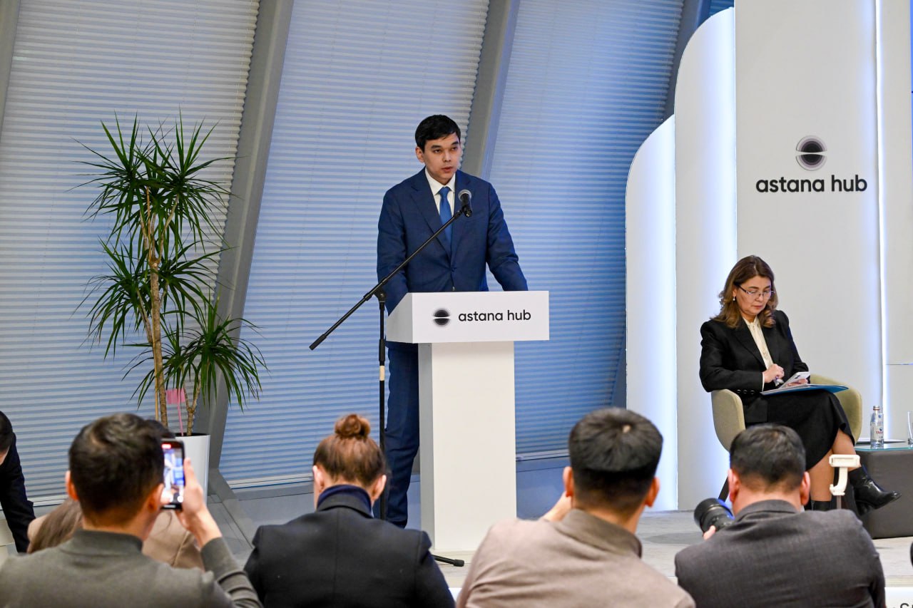 До конца 2026 года все системы электронных журналов объединят в единую базу данных на платформе «QazTech»