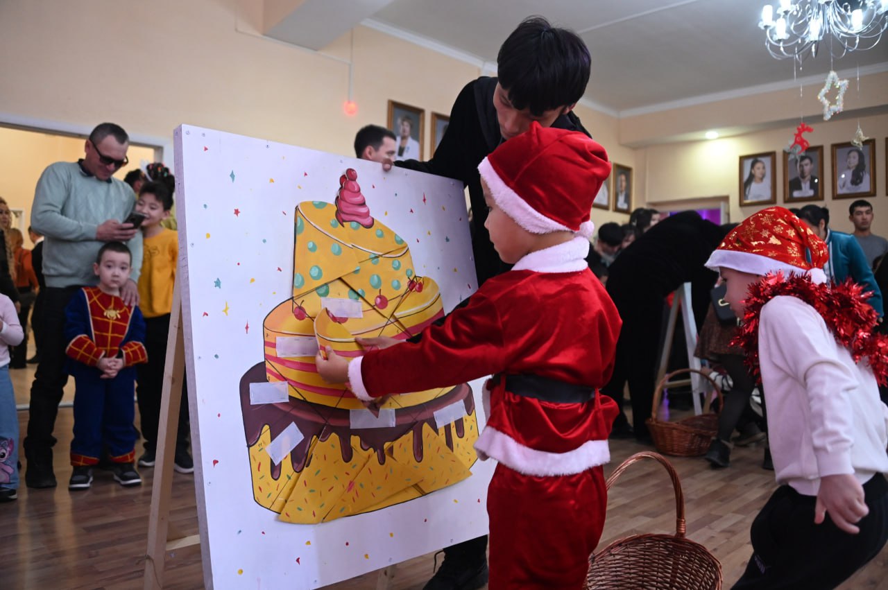 Қарулы күштерде әскери қызметшілердің 47 мыңнан астам баласына жаңа жылдық мереке ұйымдастырылды