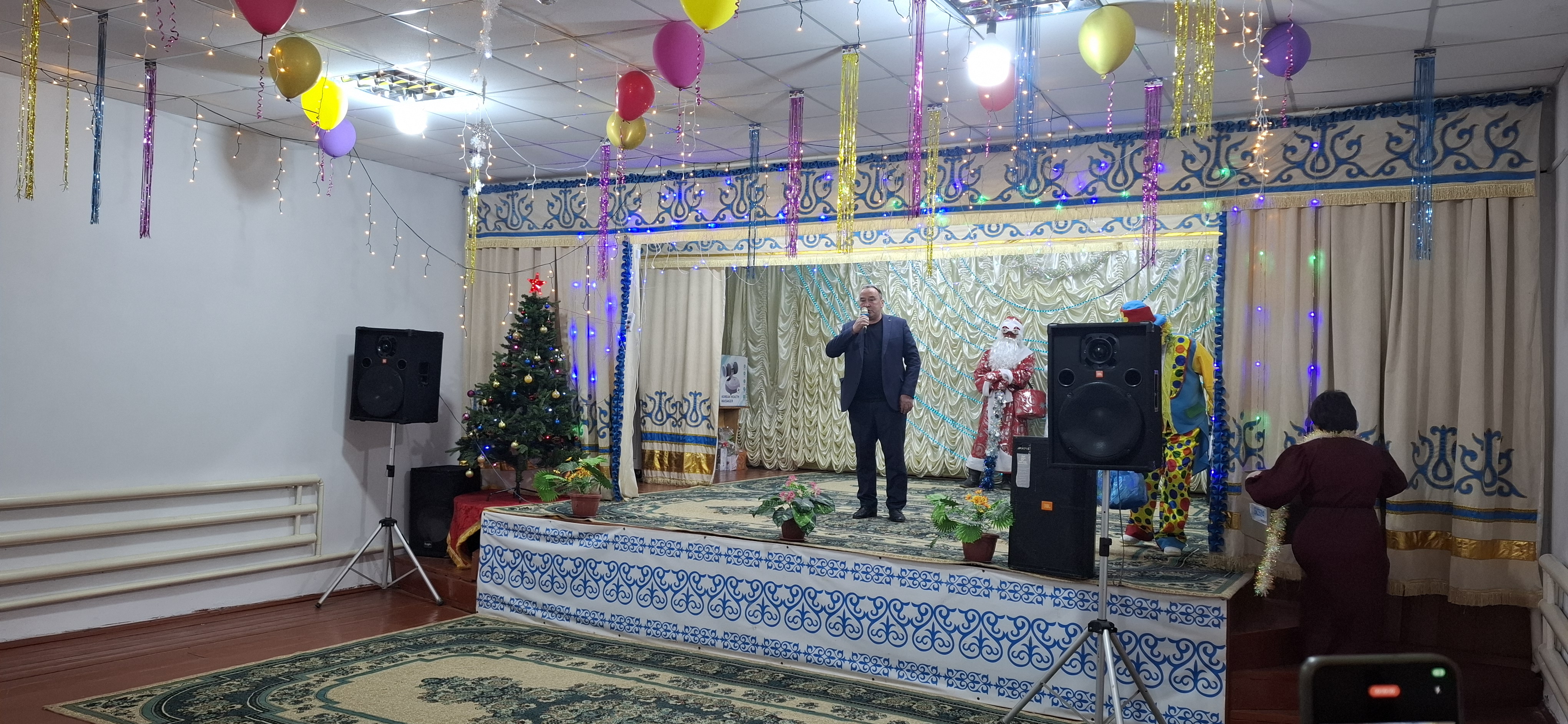 Жаңа жылға арналған мерекелік кеш