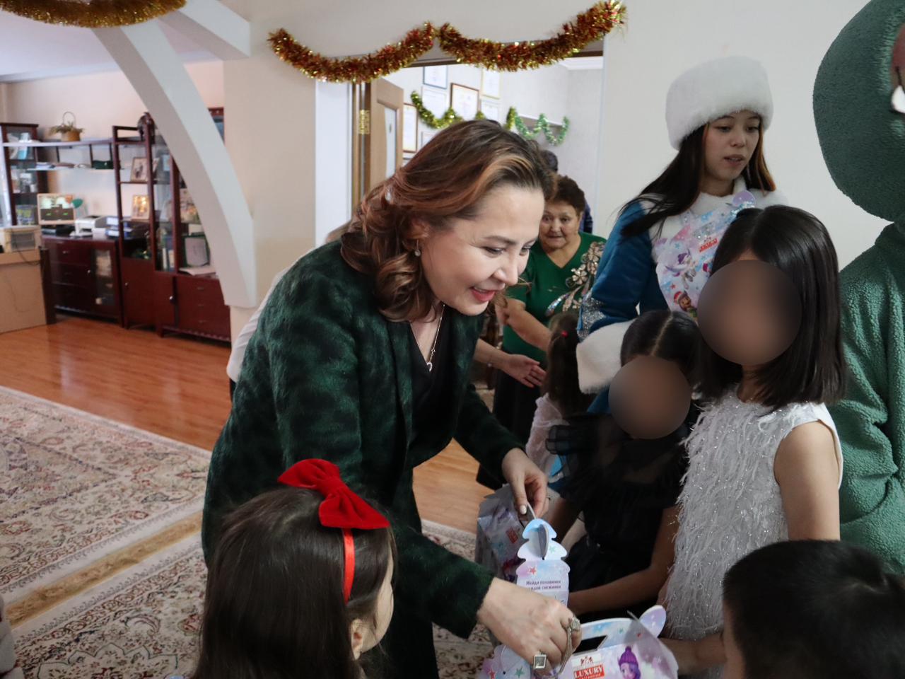 Праздничное мероприятие в кризисном центре общественного объединения «Акқу»