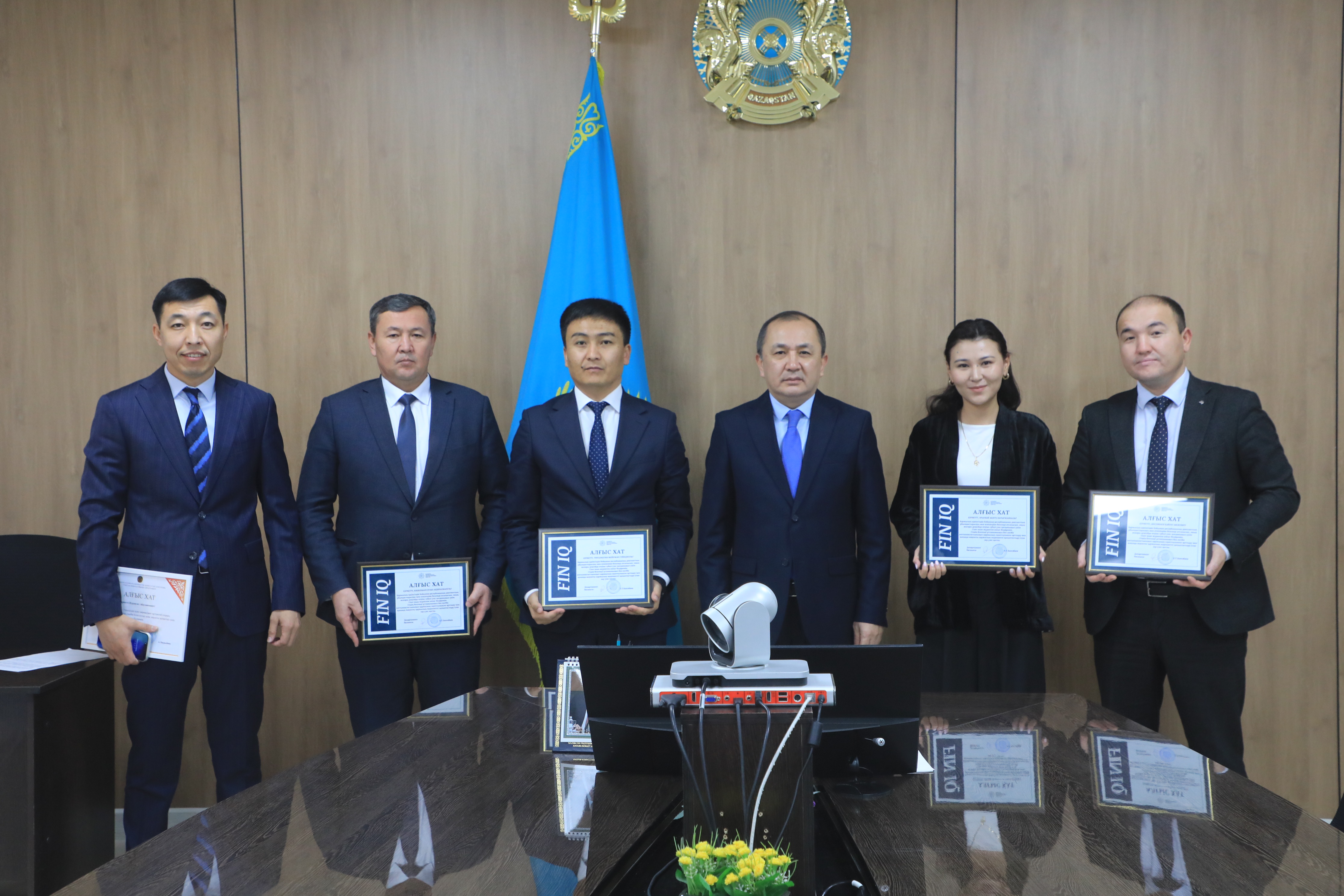 САРЫАГАШ: ГРАЖДАНЕ, ВНЕСШИЕ ВКЛАД В ПОВЫШЕНИЕ ФИНАНСОВОЙ ГРАМОТНОСТИ, НАГРАЖДЕНЫ