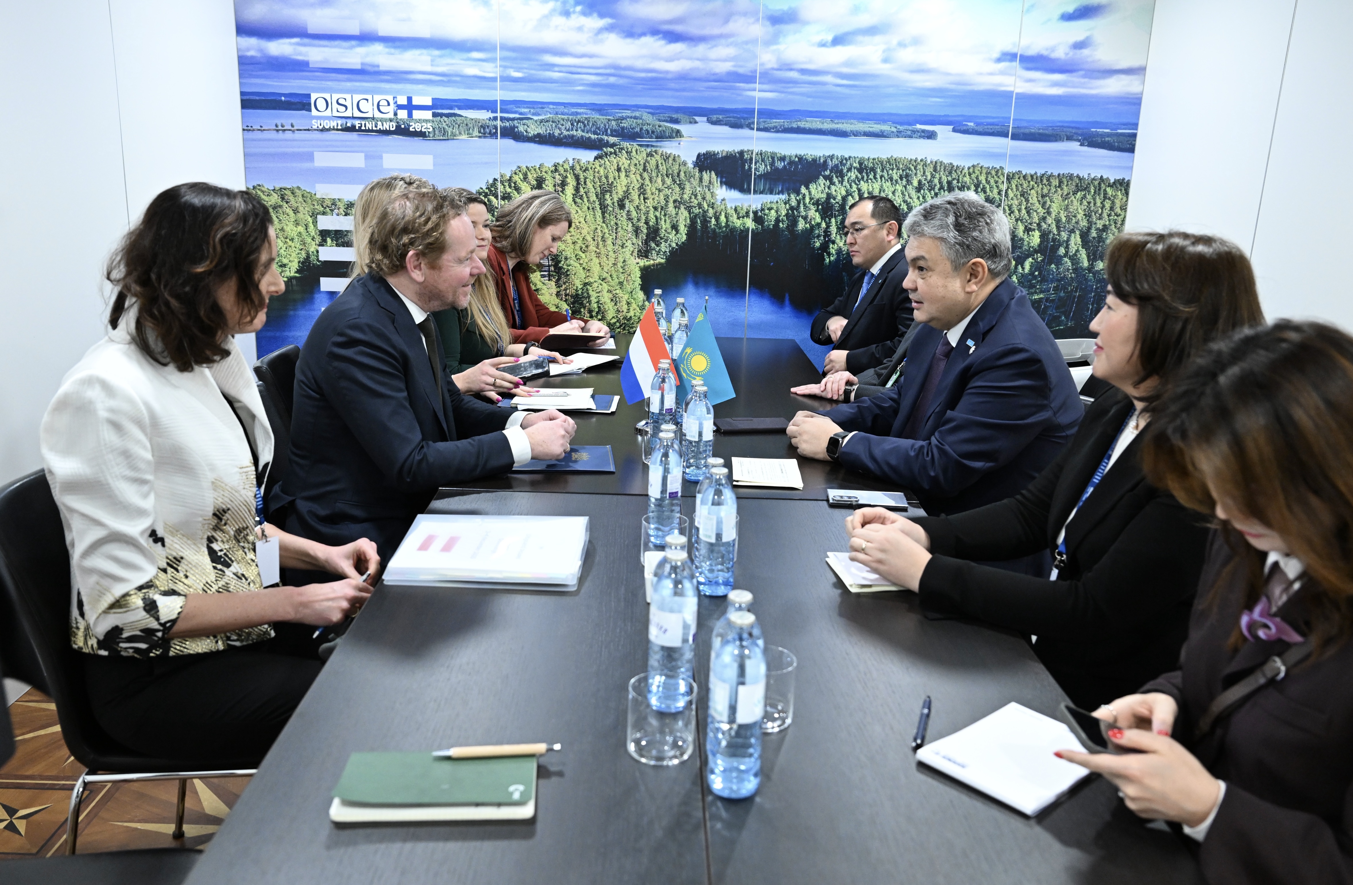 Қазақстан СІМ басшысы ЕҚЫҰ-ға мүше мемлекеттердің сыртқы істер министрлерімен бірқатар екіжақты кездесулер өткізді