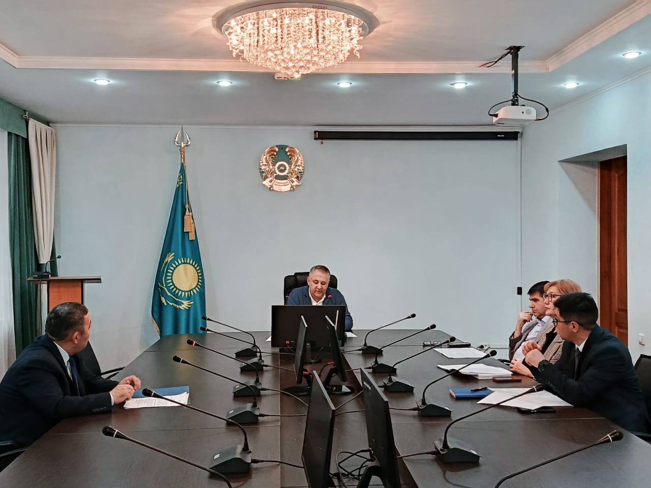 2025 жылғы 4 желтоқсанда П.В. Афанасьевтің төрағалығымен Петропавл қалалық мәслихатының депутаттық өкілеттіктері, азаматтардың құқықтары мен заңдылығы, қоғамдық ұйымдармен және бұқаралық ақпарат құралдарымен байланыс мәселелері жөніндегі тұрақты комиссияның отырысы өтті.