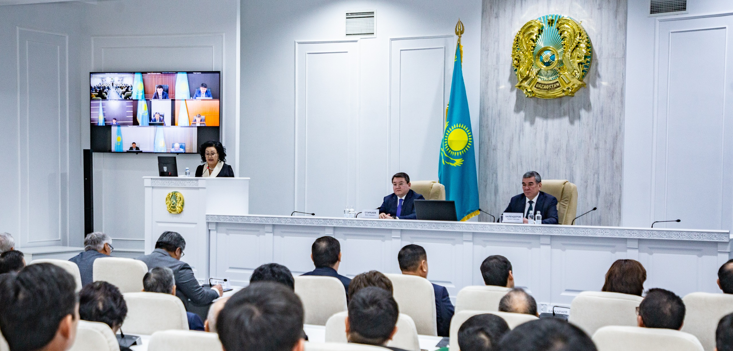 ҚР Президентінің кеңесшісі Жамбыл облысы активімен кездесті