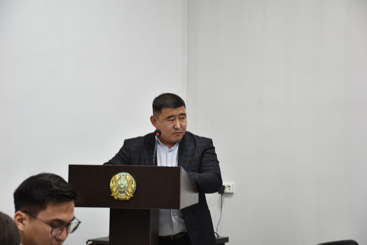 1 декабря 2025 года в акимате Шортандинского района состоялось аппаратное совещание.