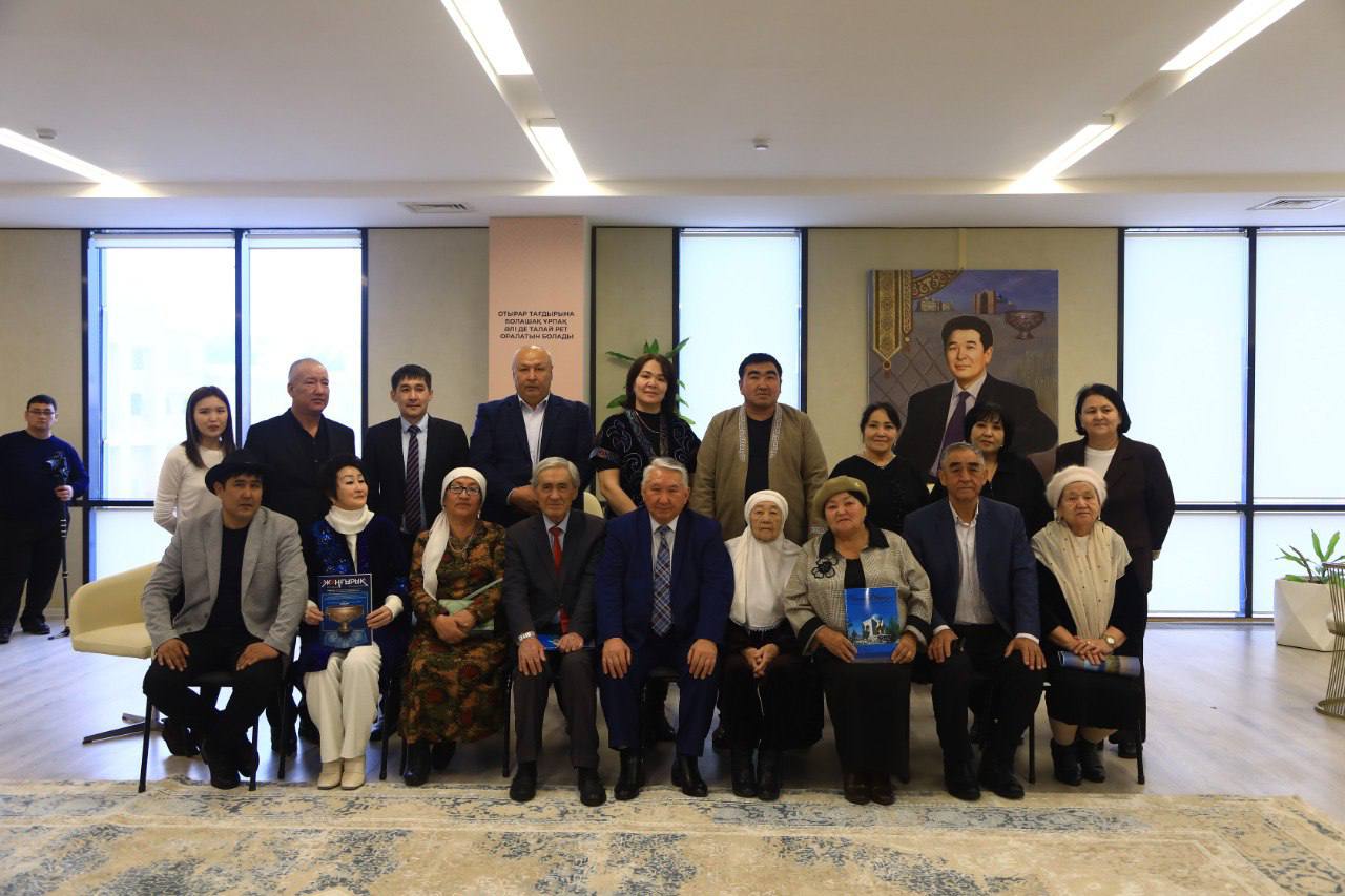 «АҢЫЗ БЕН АҚИҚАТ» ЖӘНЕ «ЖАҢҒЫРЫҚ» ЖУРНАЛДАРЫНЫҢ РЕСМИ ТАНЫСТЫРЫЛЫМЫ ӨТТІ