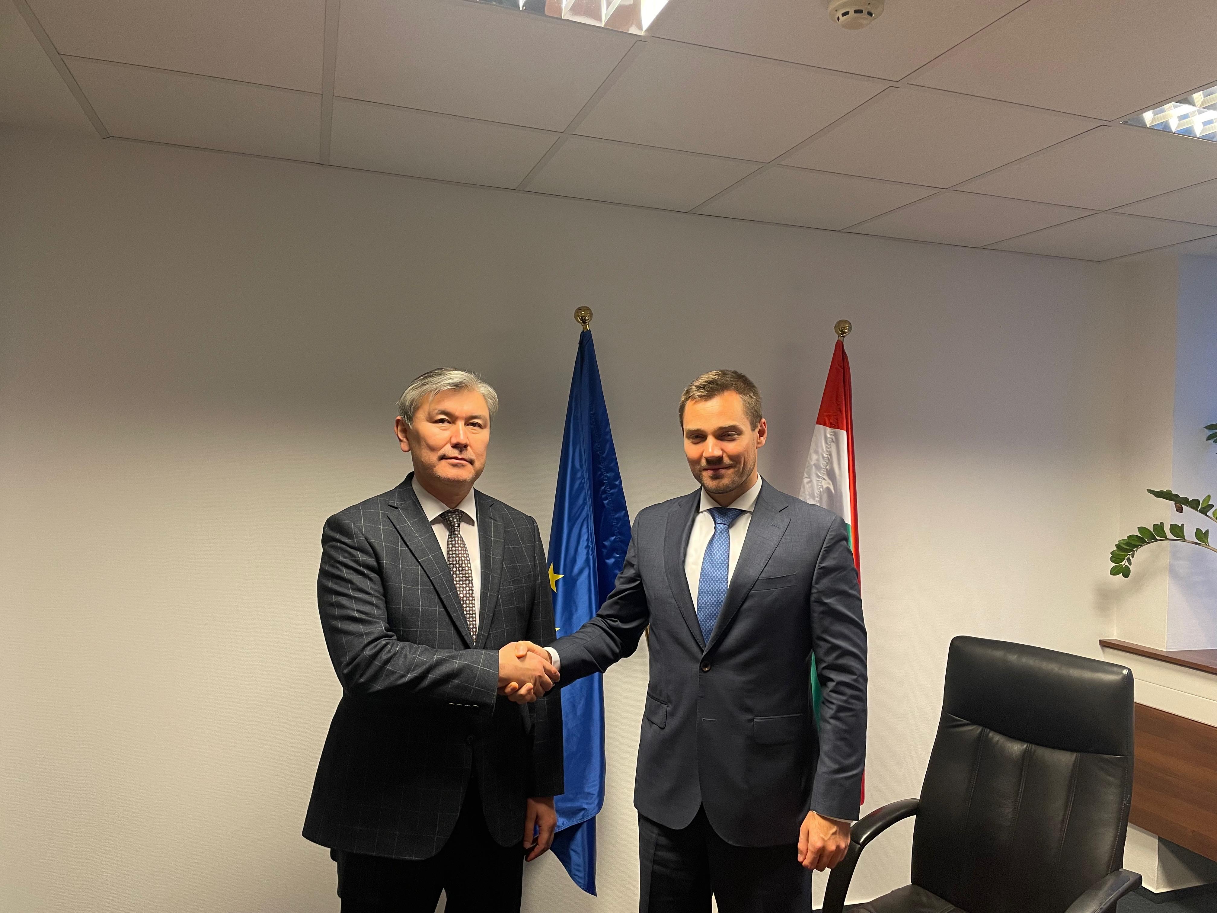 Қазақстан мен Мажарстан  арасындағы энергетика саласындағы өзара іс-қимыл