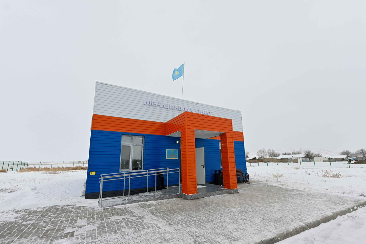 Облыс әкімі Малтүгел ауылындағы медициналық пункттің жұмысымен танысты
