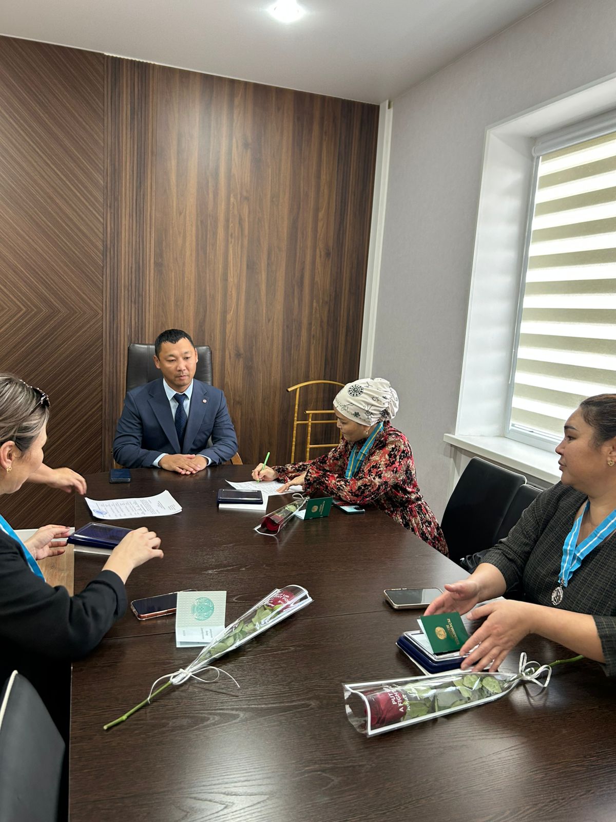 “Алтын алқа” және “Күміс алқа” иелері мемлекеттік наградалармен марапатталды.