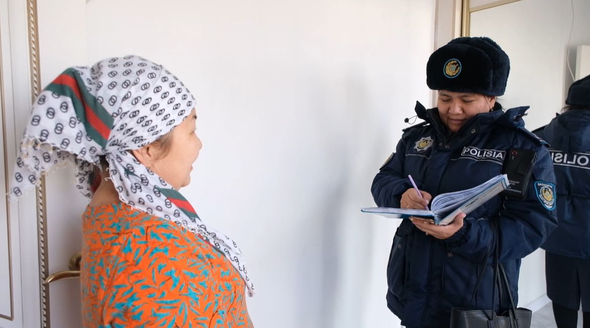 «Нәзік болмыс, темірдей тәртіп»: Учаскелік полиция инспекторы - Інжу Калиева