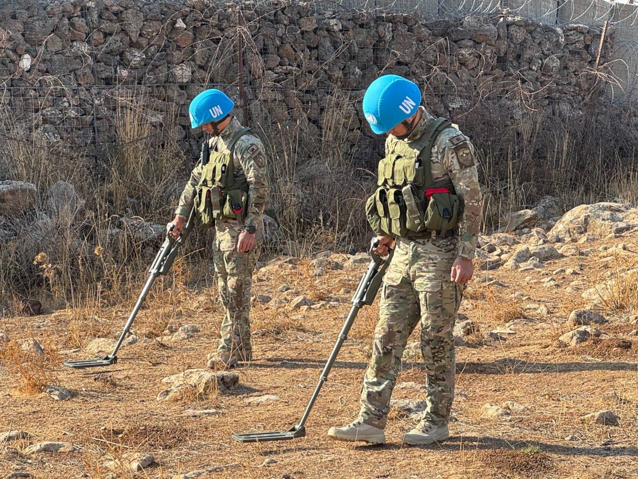 Қазақстандық бітімгерлер Голан жоталарында мыңнан астам қауіпті затты жойды